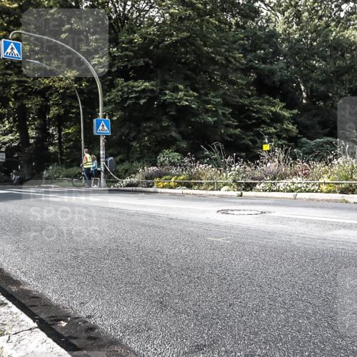 13.09.2026 - Stadtparktriathlon H.Heesch http://msf.ph/oto/10323486 13.09.2026 11:27:11 Radfahren 595, 600, 726 meine-sportfotos.de