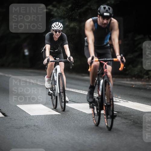 13.09.2026 - Stadtparktriathlon H.Heesch http://msf.ph/oto/10323488 13.09.2026 13:09:55 Radfahren 1232, 1248, 1273, 1314, 1325, 1349, 1367, 1382 meine-sportfotos.de