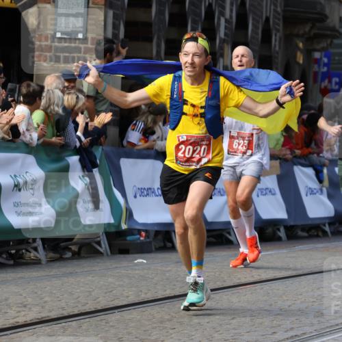 13.09.2026 - 21. swb-Marathon Bremen Strokosch-Dieckow http://msf.ph/oto/10323496 13.09.2026 13:10:27 Ziel 538, 623, 957, 2020, 4781, 5627, 9817, 1181, 1554, 2605, 4727, 5066, 5152, 5620, 5648, 6267, 7881 meine-sportfotos.de