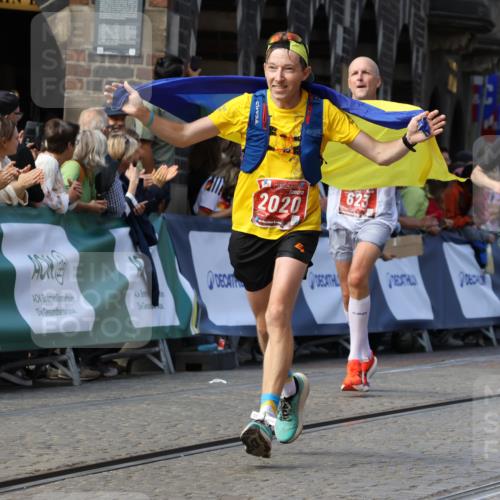 13.09.2026 - 21. swb-Marathon Bremen Strokosch-Dieckow http://msf.ph/oto/10323513 13.09.2026 13:10:27 Ziel 538, 623, 957, 2020, 4781, 5627, 9817, 1181, 1554, 2605, 4727, 5066, 5152, 5620, 5648, 6267, 7881 meine-sportfotos.de
