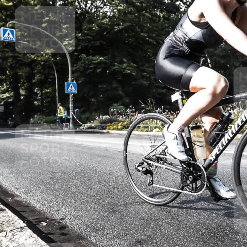 13.09.2026 - Stadtparktriathlon H.Heesch http://msf.ph/oto/10323548 13.09.2026 11:27:17 Radfahren 619, 793, 798 meine-sportfotos.de