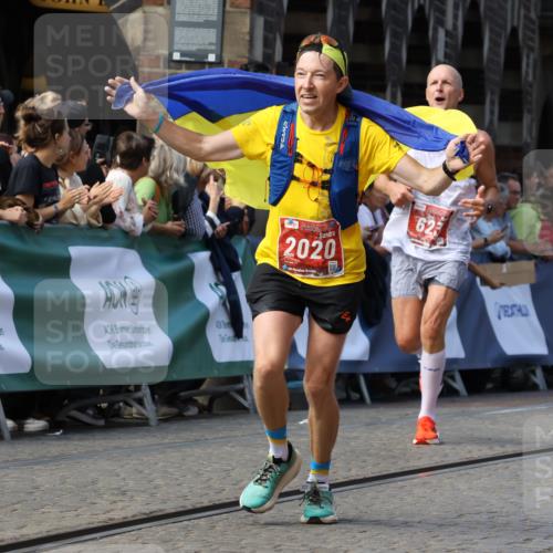 13.09.2026 - 21. swb-Marathon Bremen Strokosch-Dieckow http://msf.ph/oto/10323560 13.09.2026 13:10:28 Ziel 538, 623, 957, 2020, 4781, 5627, 8064, 9817, 1181, 1554, 2347, 2605, 4727, 5066, 5152, 5620, 5648, 6267, 7881 meine-sportfotos.de