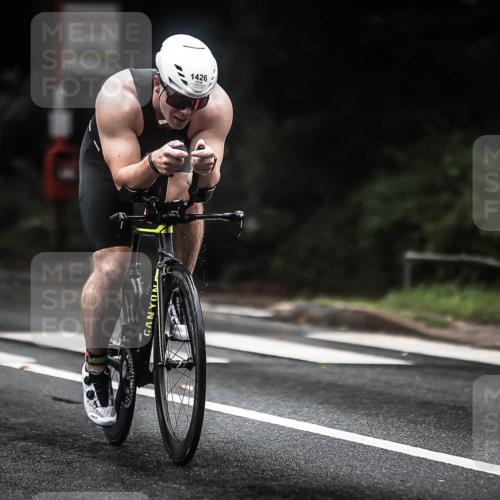 13.09.2026 - Stadtparktriathlon H.Heesch http://msf.ph/oto/10323568 13.09.2026 13:10:09 Radfahren 1329, 1395, 1396, 1426 meine-sportfotos.de