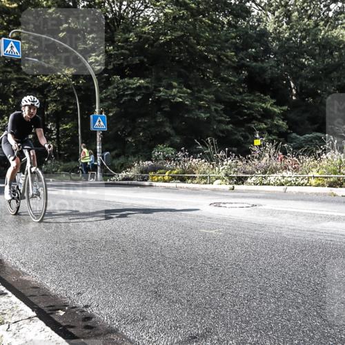 13.09.2026 - Stadtparktriathlon H.Heesch http://msf.ph/oto/10323570 13.09.2026 11:27:18 Radfahren 619, 793, 798 meine-sportfotos.de