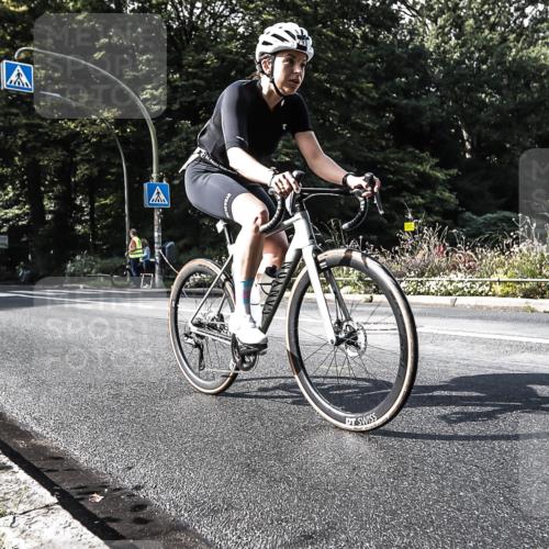 13.09.2026 - Stadtparktriathlon H.Heesch http://msf.ph/oto/10323575 13.09.2026 11:27:19 Radfahren 619, 793, 798 meine-sportfotos.de
