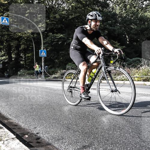 13.09.2026 - Stadtparktriathlon H.Heesch http://msf.ph/oto/10323601 13.09.2026 11:27:20 Radfahren 619, 793, 798 meine-sportfotos.de