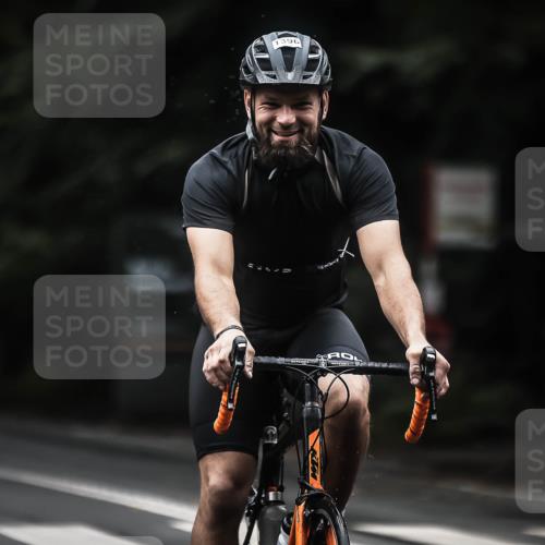 13.09.2026 - Stadtparktriathlon H.Heesch http://msf.ph/oto/10323602 13.09.2026 13:10:15 Radfahren 1229, 1255, 1262, 1375, 1395, 1396 meine-sportfotos.de