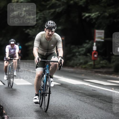 13.09.2026 - Stadtparktriathlon H.Heesch http://msf.ph/oto/10323632 13.09.2026 13:10:20 Radfahren 1229, 1255, 1262, 1326, 1375, 1388, 1395, 1396, 1405, 1417 meine-sportfotos.de