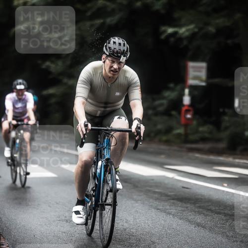 13.09.2026 - Stadtparktriathlon H.Heesch http://msf.ph/oto/10323637 13.09.2026 13:10:20 Radfahren 1229, 1255, 1262, 1326, 1375, 1388, 1395, 1396, 1405, 1417 meine-sportfotos.de