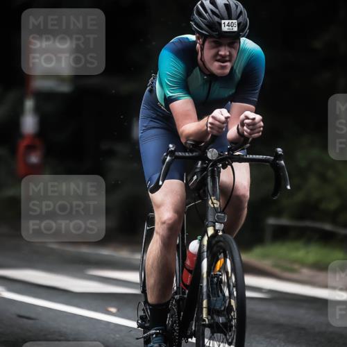 13.09.2026 - Stadtparktriathlon H.Heesch http://msf.ph/oto/10323641 13.09.2026 13:10:23 Radfahren 1229, 1255, 1262, 1326, 1375, 1388, 1405, 1417 meine-sportfotos.de