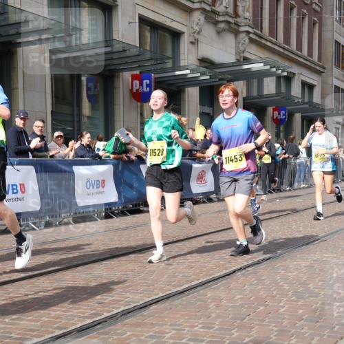 13.09.2026 - 21. swb-Marathon Bremen Strokosch-Dieckow http://msf.ph/oto/10323650 13.09.2026 10:59:57 Ziel 10144, 10677, 10758, 10801, 10810, 11016, 11045, 11071, 11129, 11158, 11159, 11160, 11259, 11453, 11524, 11525, 11528, 11547, 11587, 11588, 11589, 11623, 11907, 12105, 12106, 12123, 12190, 12274, 12291, 12352, 12394, 12530, 12531, 10175, 10236, 10355, 10669, 10691, 10867, 10928, 10929, 11054, 11056, 11071, 11089, 11194, 11250, 11419, 11427, 11445, 11501, 11637, 11803, 11879, 11904, 12138, 12238, 12239, 12242, 12243 meine-sportfotos.de