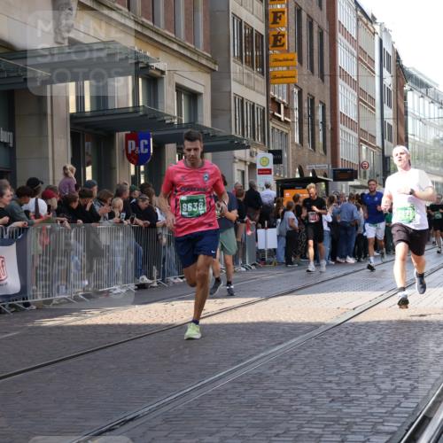 13.09.2026 - 21. swb-Marathon Bremen Strokosch-Dieckow http://msf.ph/oto/10323655 13.09.2026 13:19:05 Ziel 189, 666, 1599, 2390, 2423, 2535, 3182, 3508, 4319, 4455, 4819, 4977, 4978, 5172, 5371, 6008, 6633, 7268, 7754, 7945, 8153, 9552, 9638, 9805, 307, 2007, 2390, 4857, 4916, 5277, 6137, 6310, 7104, 7154, 7163, 7602, 7647, 7686, 7791, 9512, 13184 meine-sportfotos.de