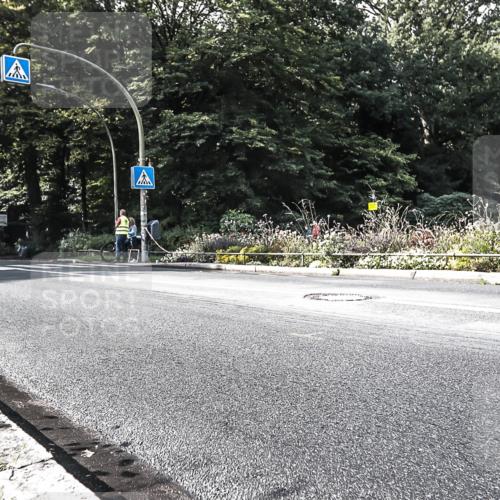 13.09.2026 - Stadtparktriathlon H.Heesch http://msf.ph/oto/10323666 13.09.2026 11:27:23 Radfahren 619, 822 meine-sportfotos.de