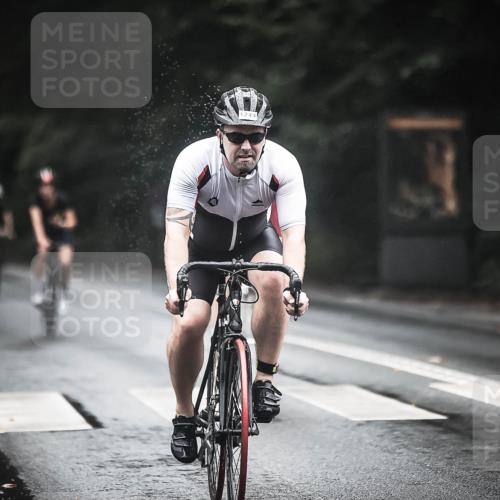 13.09.2026 - Stadtparktriathlon H.Heesch http://msf.ph/oto/10323671 13.09.2026 12:41:04 Radfahren 1160, 1166, 1191, 1205, 1241, 1244, 1308 meine-sportfotos.de