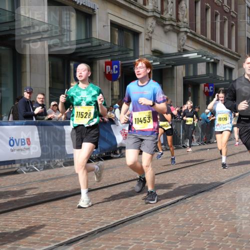 13.09.2026 - 21. swb-Marathon Bremen Strokosch-Dieckow http://msf.ph/oto/10323679 13.09.2026 10:59:57 Ziel 10144, 10677, 10758, 10801, 10810, 11016, 11045, 11071, 11129, 11158, 11159, 11160, 11259, 11453, 11524, 11525, 11528, 11547, 11587, 11588, 11589, 11623, 11907, 12105, 12106, 12123, 12190, 12274, 12291, 12352, 12394, 12530, 12531, 10175, 10236, 10355, 10669, 10691, 10867, 10928, 10929, 11054, 11056, 11071, 11089, 11194, 11250, 11419, 11427, 11445, 11501, 11637, 11803, 11879, 11904, 12138, 12238, 12239, 12242, 12243 meine-sportfotos.de