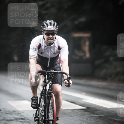 13.09.2026 - Stadtparktriathlon H.Heesch http://msf.ph/oto/10323682 13.09.2026 12:41:04 Radfahren 1160, 1166, 1191, 1205, 1241, 1244, 1308 meine-sportfotos.de