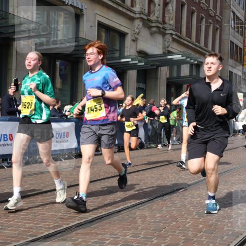 13.09.2026 - 21. swb-Marathon Bremen Strokosch-Dieckow http://msf.ph/oto/10323701 13.09.2026 10:59:57 Ziel 10144, 10677, 10758, 10801, 10810, 11016, 11045, 11071, 11129, 11158, 11159, 11160, 11259, 11453, 11524, 11525, 11528, 11547, 11587, 11588, 11589, 11623, 11907, 12105, 12106, 12123, 12190, 12274, 12291, 12352, 12394, 12530, 12531, 10175, 10236, 10355, 10669, 10691, 10867, 10928, 10929, 11054, 11056, 11071, 11089, 11194, 11250, 11419, 11427, 11445, 11501, 11637, 11803, 11879, 11904, 12138, 12238, 12239, 12242, 12243 meine-sportfotos.de
