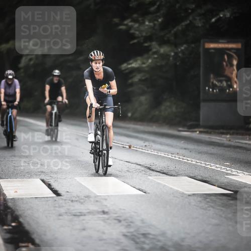 13.09.2026 - Stadtparktriathlon H.Heesch http://msf.ph/oto/10323708 13.09.2026 12:41:05 Radfahren 1160, 1191, 1205, 1241, 1244, 1308 meine-sportfotos.de