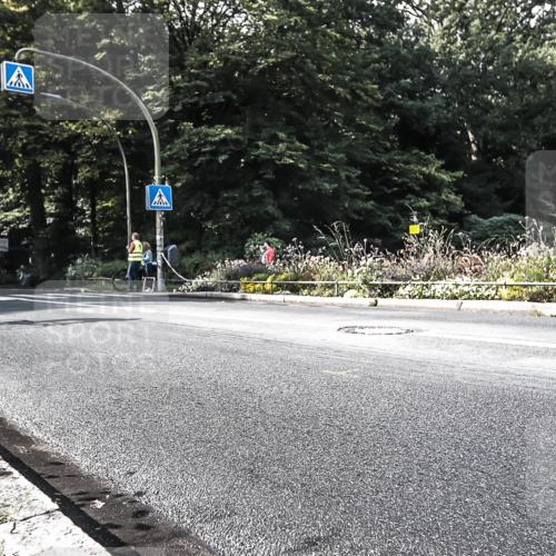 13.09.2026 - Stadtparktriathlon H.Heesch http://msf.ph/oto/10323716 13.09.2026 11:27:26 Radfahren 664, 718, 822 meine-sportfotos.de