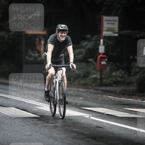 13.09.2026 - Stadtparktriathlon H.Heesch http://msf.ph/oto/10323762 13.09.2026 12:41:08 Radfahren 1160, 1191, 1205, 1241, 1244 meine-sportfotos.de
