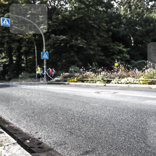 13.09.2026 - Stadtparktriathlon H.Heesch http://msf.ph/oto/10323769 13.09.2026 11:27:29 Radfahren 664, 718 meine-sportfotos.de