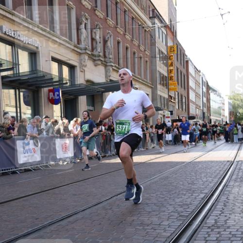 13.09.2026 - 21. swb-Marathon Bremen Strokosch-Dieckow http://msf.ph/oto/10323773 13.09.2026 13:19:07 Ziel 189, 666, 926, 1232, 1535, 1599, 2423, 2535, 3182, 3508, 4319, 4455, 4977, 4978, 5172, 5371, 6008, 6633, 7140, 7268, 7754, 7945, 8153, 9552, 9638, 9805, 13163, 307, 2007, 2390, 4819, 4857, 4916, 5172, 5277, 6137, 6310, 7104, 7154, 7602, 7647, 7686, 7791, 9512, 13184 meine-sportfotos.de