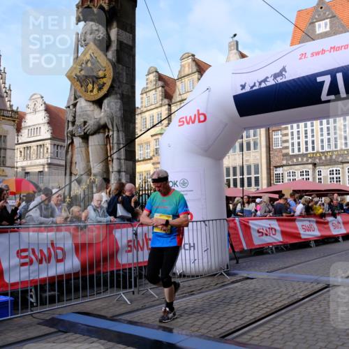 13.09.2026 - 21. swb-Marathon Bremen Tim E. http://msf.ph/oto/10323776 13.09.2026 10:59:52 Ziel 10147, 10355, 10377, 10669, 10745, 10922, 10928, 10929, 11151, 11194, 11207, 11419, 11501, 11519, 11594, 11873, 12138, 12295, 12481, 12527 meine-sportfotos.de
