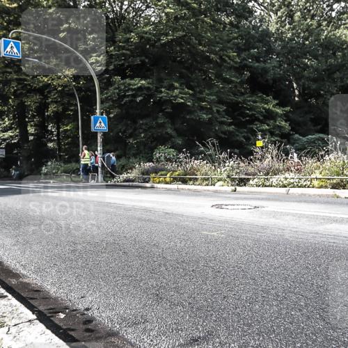 13.09.2026 - Stadtparktriathlon H.Heesch http://msf.ph/oto/10323779 13.09.2026 11:27:29 Radfahren 664, 718 meine-sportfotos.de