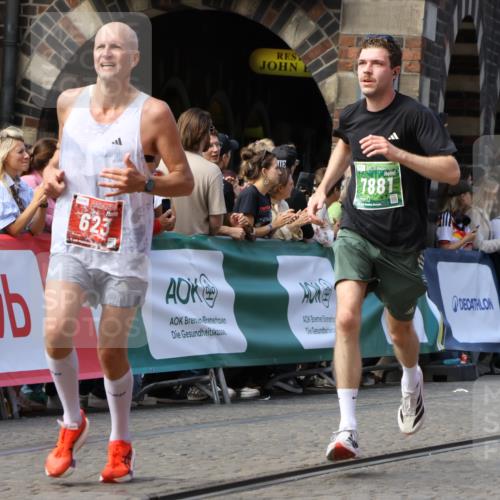 13.09.2026 - 21. swb-Marathon Bremen Strokosch-Dieckow http://msf.ph/oto/10323787 13.09.2026 13:10:30 Ziel 538, 623, 957, 2020, 4781, 5627, 8064, 9817, 1181, 1498, 1554, 2347, 2605, 4727, 5066, 5152, 5620, 5648, 6267 meine-sportfotos.de
