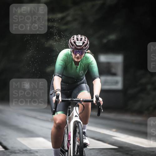 13.09.2026 - Stadtparktriathlon H.Heesch http://msf.ph/oto/10323822 13.09.2026 12:41:17 Radfahren 1281, 1300 meine-sportfotos.de