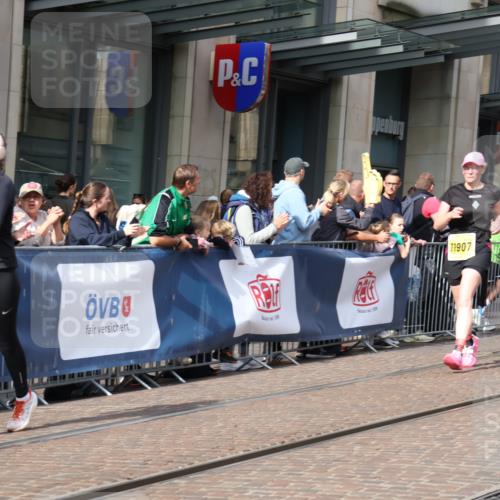 13.09.2026 - 21. swb-Marathon Bremen Strokosch-Dieckow http://msf.ph/oto/10323836 13.09.2026 10:59:59 Ziel 10144, 10677, 10758, 10801, 10810, 11016, 11045, 11126, 11129, 11524, 11525, 11547, 11587, 11588, 11589, 11623, 11907, 12105, 12106, 12123, 12190, 12274, 12291, 12352, 12394, 12530, 12531, 10175, 10236, 10355, 10669, 10691, 10867, 10928, 10929, 11054, 11056, 11071, 11089, 11158, 11159, 11160, 11194, 11250, 11259, 11419, 11427, 11445, 11453, 11501, 11528, 11637, 11803, 11879, 11904, 12123, 12138, 12238, 12239, 12242, 12243, 12274 meine-sportfotos.de