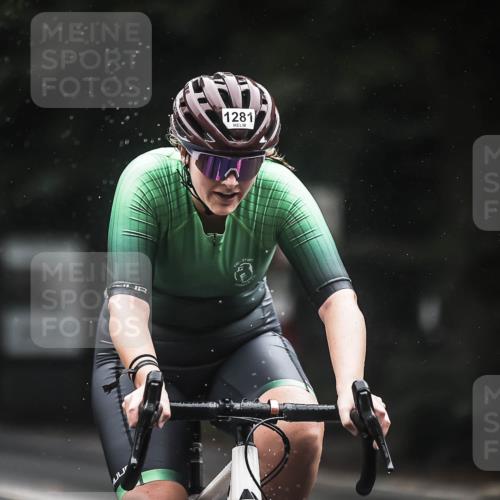 13.09.2026 - Stadtparktriathlon H.Heesch http://msf.ph/oto/10323849 13.09.2026 12:41:18 Radfahren 1281, 1300 meine-sportfotos.de