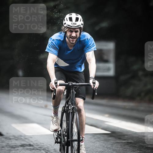 13.09.2026 - Stadtparktriathlon H.Heesch http://msf.ph/oto/10323862 13.09.2026 12:41:22 Radfahren 1131, 1143, 1224, 1235, 1281, 1300 meine-sportfotos.de