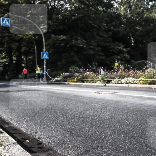 13.09.2026 - Stadtparktriathlon H.Heesch http://msf.ph/oto/10323863 13.09.2026 11:27:34 Radfahren 612, 647, 812 meine-sportfotos.de