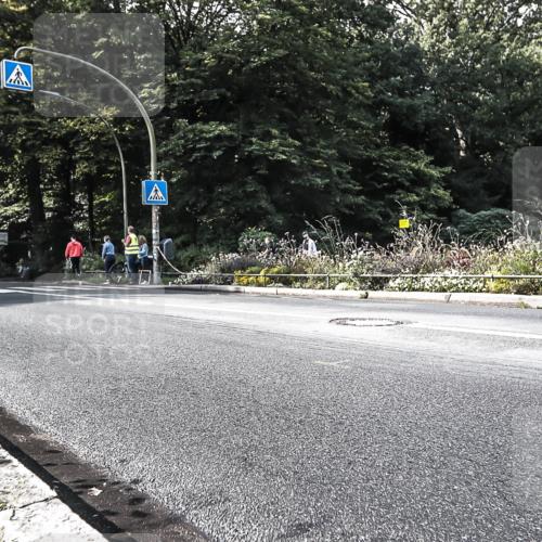 13.09.2026 - Stadtparktriathlon H.Heesch http://msf.ph/oto/10323883 13.09.2026 11:27:35 Radfahren 597, 612, 647, 812 meine-sportfotos.de