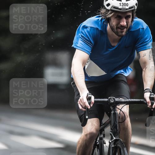 13.09.2026 - Stadtparktriathlon H.Heesch http://msf.ph/oto/10323892 13.09.2026 12:41:22 Radfahren 1131, 1143, 1224, 1235, 1281, 1300 meine-sportfotos.de