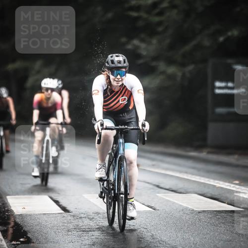 13.09.2026 - Stadtparktriathlon H.Heesch http://msf.ph/oto/10323901 13.09.2026 12:41:27 Radfahren 1093, 1099, 1131, 1143, 1224, 1235, 1300 meine-sportfotos.de