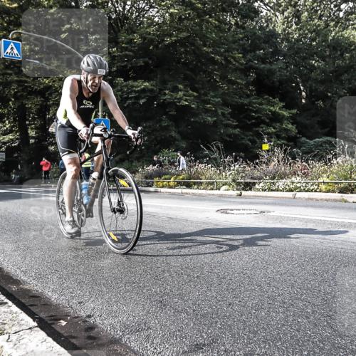 13.09.2026 - Stadtparktriathlon H.Heesch http://msf.ph/oto/10323902 13.09.2026 11:27:36 Radfahren 597, 612, 647, 812 meine-sportfotos.de