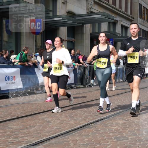 13.09.2026 - 21. swb-Marathon Bremen Strokosch-Dieckow http://msf.ph/oto/10323916 13.09.2026 11:00:01 Ziel 10144, 10677, 10801, 10810, 11016, 11045, 11126, 11129, 11524, 11525, 11547, 11587, 11588, 11589, 11623, 11907, 12018, 12105, 12106, 12190, 12291, 12352, 12394, 12530, 12531, 10175, 10236, 10355, 10669, 10691, 10758, 10867, 10928, 10929, 11054, 11056, 11071, 11089, 11158, 11159, 11160, 11194, 11250, 11259, 11419, 11427, 11445, 11453, 11501, 11524, 11525, 11528, 11637, 11803, 11879, 11904, 12123, 12138, 12238, 12239, 12242, 12243, 12274 meine-sportfotos.de