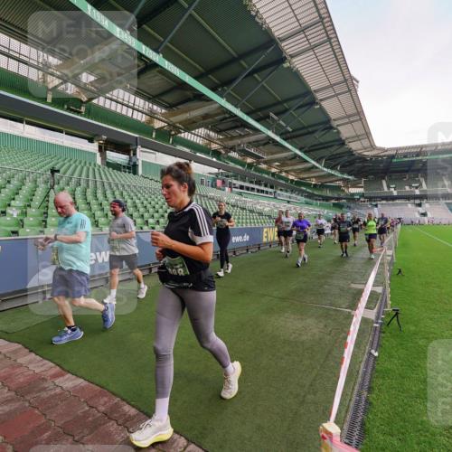 13.09.2026 - 21. swb-Marathon Bremen Michael Burmester http://msf.ph/oto/10323931 13.09.2026 13:26:13 Laufen im Stadion 202, 213, 294, 390, 505, 530, 543, 645, 815, 818, 833, 966, 1077, 1283, 1410, 1443, 1459, 1473, 1487, 1504, 1515, 1530, 1561, 1618, 1700, 1744, 1828, 1830, 1953, 2058, 2059, 2267, 2271, 2273, 2298, 2308, 2309, 2354, 2382, 2384, 2388, 2428, 2506, 2508, 2542, 2554, 2558, 2576, 2582, 2591, 2592, 2656, 2675, 2752, 2762, 2817, 2833, 2878, 2896, 2965, 2970, 2981, 3005, 3047, 3062, 3084, 3097, 3142, 3172, 3211, 3259, 3329, 3359, 3390, 3433, 3540, 3629 meine-sportfotos.de