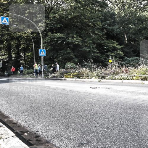 13.09.2026 - Stadtparktriathlon H.Heesch http://msf.ph/oto/10323953 13.09.2026 11:27:39 Radfahren 597, 612, 721 meine-sportfotos.de
