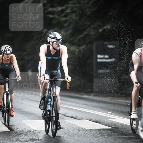 13.09.2026 - Stadtparktriathlon H.Heesch http://msf.ph/oto/10323960 13.09.2026 12:41:29 Radfahren 1093, 1099, 1131, 1143, 1187, 1224, 1235 meine-sportfotos.de