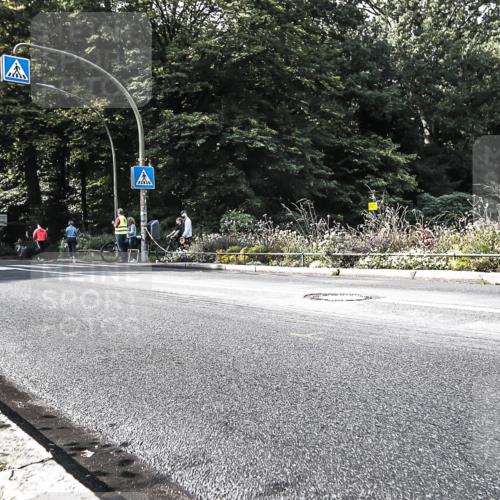 13.09.2026 - Stadtparktriathlon H.Heesch http://msf.ph/oto/10323965 13.09.2026 11:27:39 Radfahren 597, 612, 721 meine-sportfotos.de