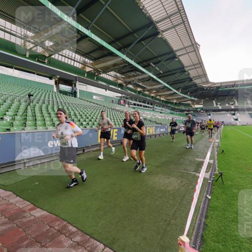 13.09.2026 - 21. swb-Marathon Bremen Michael Burmester http://msf.ph/oto/10323978 13.09.2026 13:26:18 Laufen im Stadion 186, 202, 213, 364, 390, 505, 530, 543, 645, 815, 818, 833, 966, 1077, 1283, 1410, 1443, 1459, 1473, 1487, 1504, 1515, 1530, 1561, 1618, 1700, 1744, 1828, 1830, 1953, 2058, 2059, 2271, 2273, 2298, 2308, 2309, 2354, 2382, 2384, 2388, 2404, 2428, 2506, 2508, 2542, 2558, 2576, 2582, 2591, 2592, 2656, 2675, 2748, 2752, 2762, 2817, 2833, 2878, 2896, 2965, 2970, 2981, 3005, 3047, 3050, 3062, 3084, 3097, 3142, 3172, 3211, 3259, 3329, 3359, 3390, 3433, 3540, 3629, 3756 meine-sportfotos.de