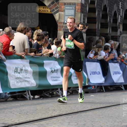 13.09.2026 - 21. swb-Marathon Bremen Strokosch-Dieckow http://msf.ph/oto/10323979 13.09.2026 13:10:36 Ziel 604, 957, 1277, 3959, 5532, 8033, 8064, 8709, 384, 1385, 1498, 1554, 2347, 4023, 5066, 5152, 5155, 5168, 5314, 5387, 5648, 7115, 7136, 9659, 13248 meine-sportfotos.de