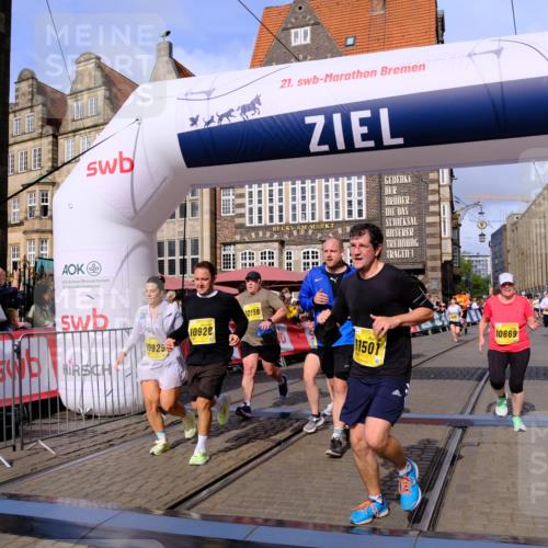 13.09.2026 - 21. swb-Marathon Bremen Tim E. http://msf.ph/oto/10323983 13.09.2026 11:00:00 Ziel 10147, 10236, 10355, 10669, 10928, 10929, 11054, 11056, 11089, 11194, 11419, 11501, 11594, 11803, 12138, 12242, 12243, 12480, 12481, 12527 meine-sportfotos.de