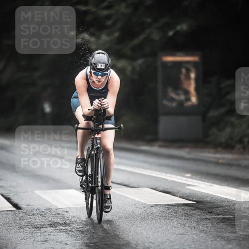 13.09.2026 - Stadtparktriathlon H.Heesch http://msf.ph/oto/10324018 13.09.2026 12:41:34 Radfahren 1086, 1093, 1099, 1131, 1187, 1224, 1235, 1249 meine-sportfotos.de