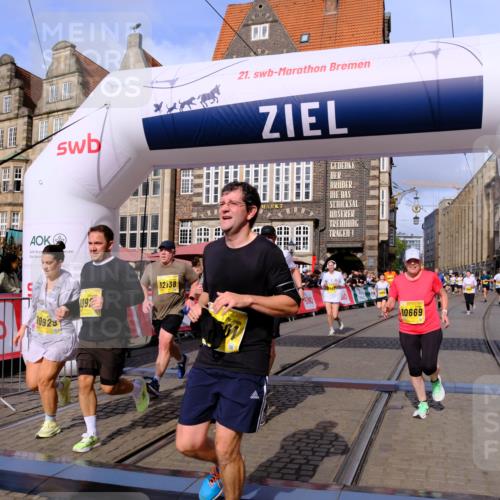 13.09.2026 - 21. swb-Marathon Bremen Tim E. http://msf.ph/oto/10324023 13.09.2026 11:00:00 Ziel 10147, 10236, 10355, 10669, 10928, 10929, 11054, 11056, 11089, 11194, 11419, 11501, 11594, 11803, 12138, 12242, 12243, 12480, 12481, 12527 meine-sportfotos.de