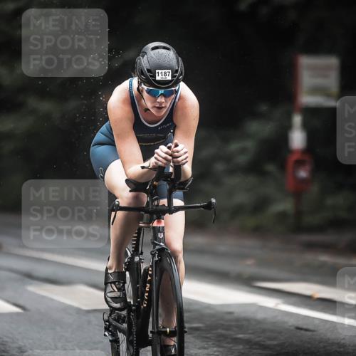 13.09.2026 - Stadtparktriathlon H.Heesch http://msf.ph/oto/10324044 13.09.2026 12:41:35 Radfahren 1086, 1093, 1099, 1187, 1249, 1264 meine-sportfotos.de