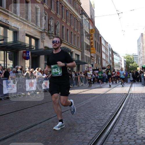 13.09.2026 - 21. swb-Marathon Bremen Strokosch-Dieckow http://msf.ph/oto/10324050 13.09.2026 13:19:15 Ziel 161, 461, 926, 1010, 1232, 1281, 1468, 1535, 1642, 2906, 3182, 4319, 4455, 4977, 4978, 5371, 7037, 7140, 7268, 7655, 7945, 8153, 8185, 9638, 9984, 13163, 189, 666, 1599, 2007, 2390, 2423, 2535, 3182, 3508, 4819, 4857, 4916, 5172, 6008, 6137, 6310, 6633, 7154, 7647, 7686, 7754, 7791, 9512, 9552, 9638, 9805, 13184 meine-sportfotos.de